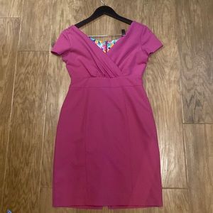 Capped sleeve shift dress